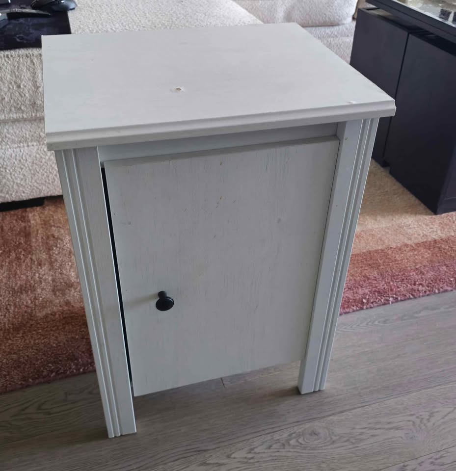 White Nightstand/Side Table - photo 4
