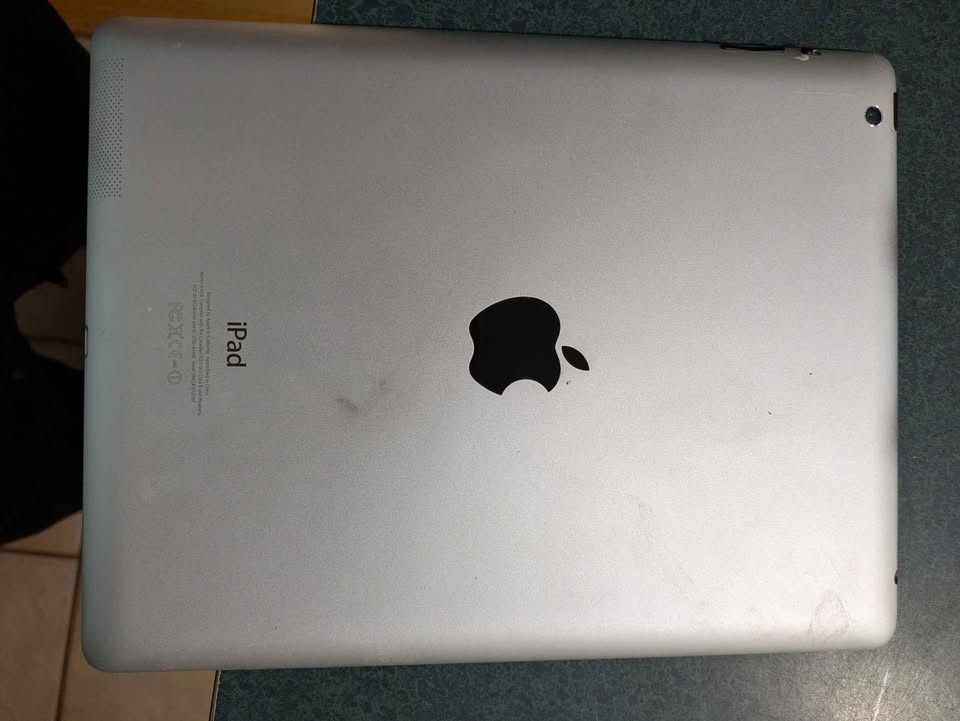 iPad 4th Generation - photo 3