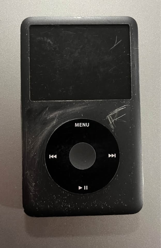 iPod Classic - photo 2