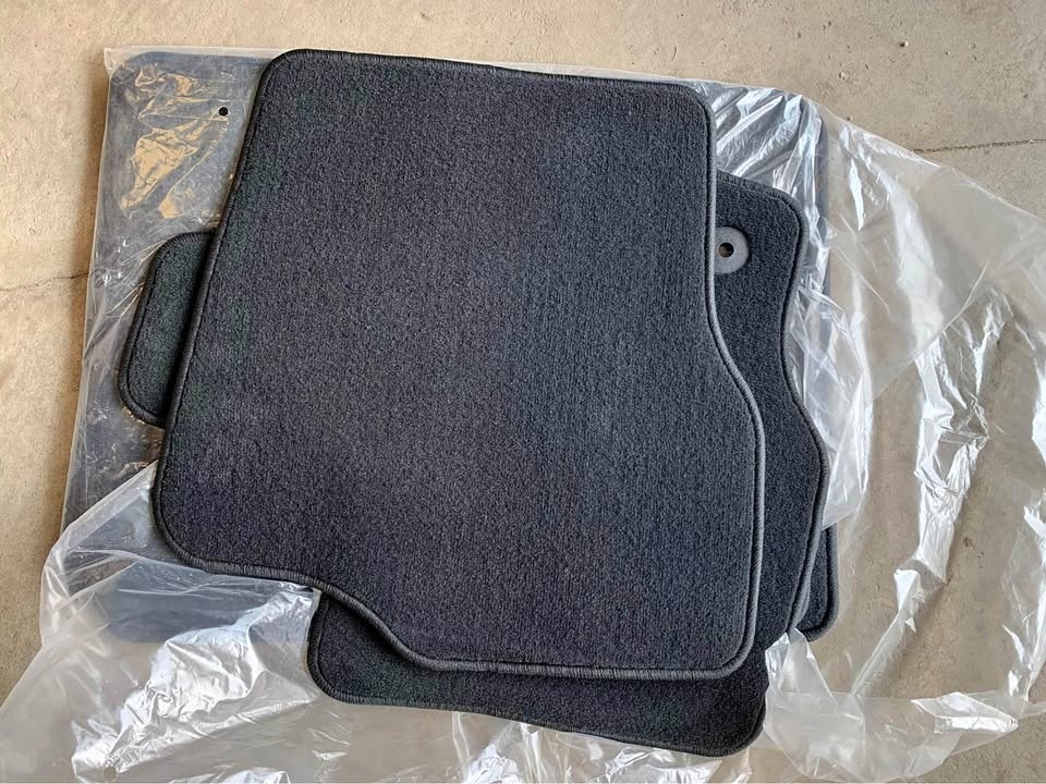 Ford F-150 Carpeted Floor Mats