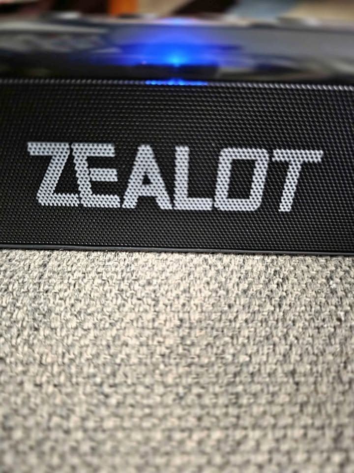 Brand new Zealot S31 wireless Bluetooth speaker
