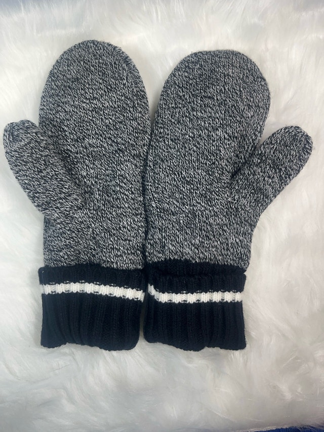 Hockey Night Canada Mittens - photo 2