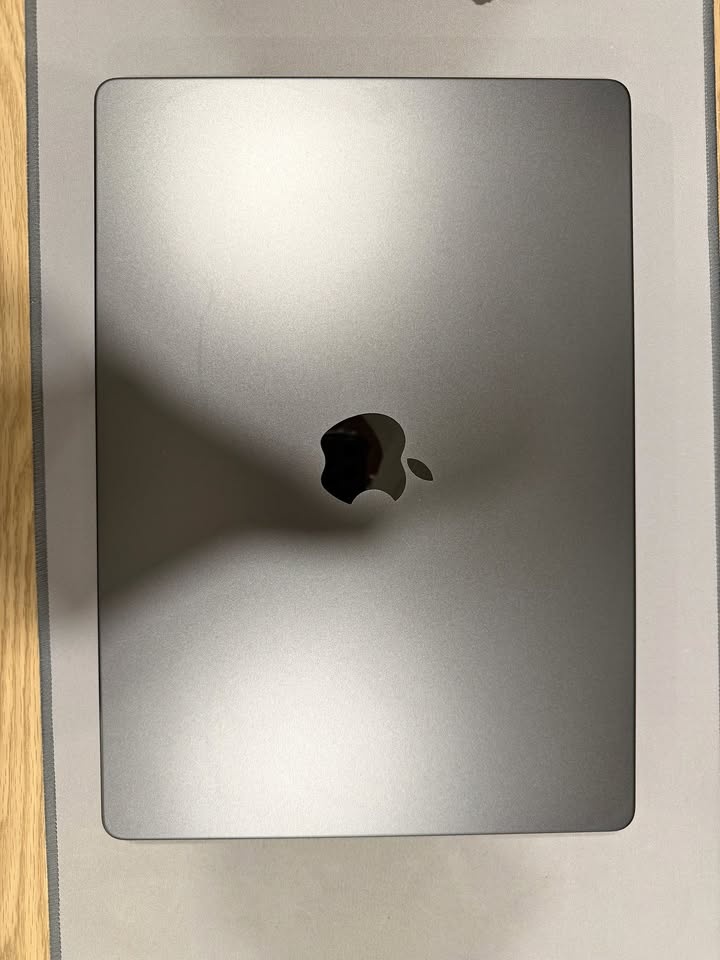 Apple MacBook Pro 14'' (M3 Pro, 512 GB) + AppleCare