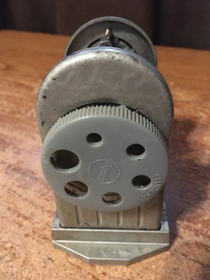 APSCO MANUAL PENCIL SHARPENER 6 HOLE STANDARD - photo 3