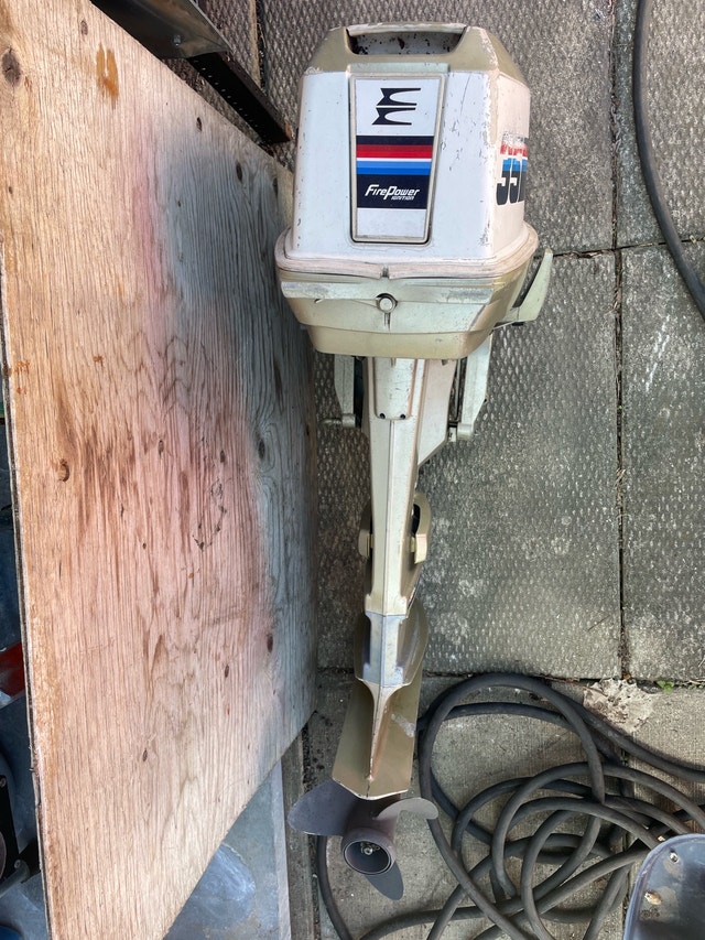 Evinrude 35 hp 2 stroke - photo 2