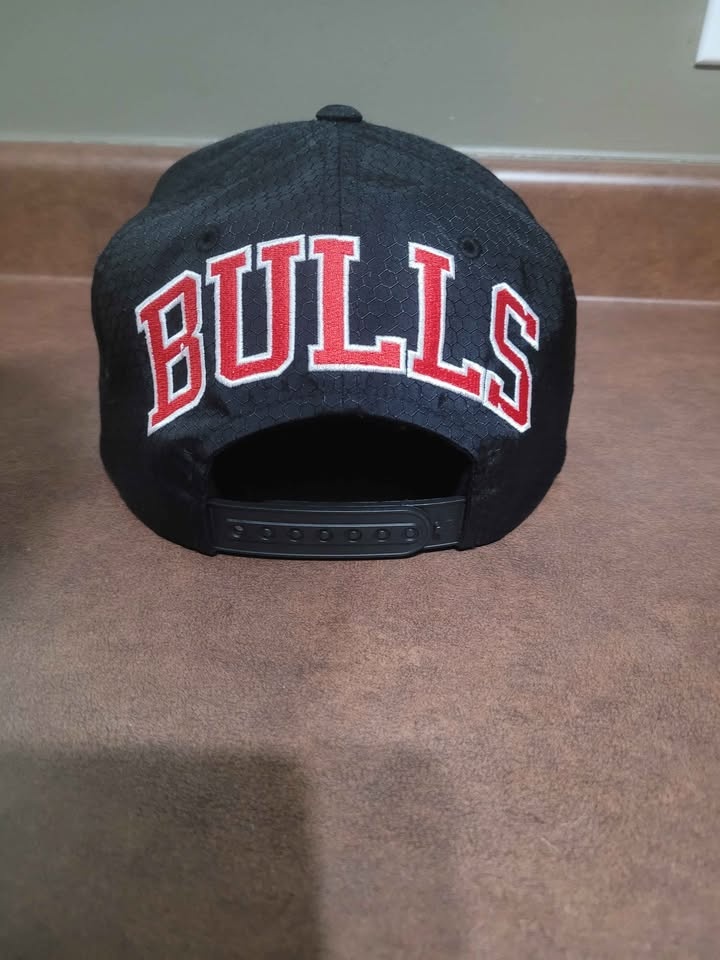Chicago Bulls Mitchell & Ness Snapback - photo 2