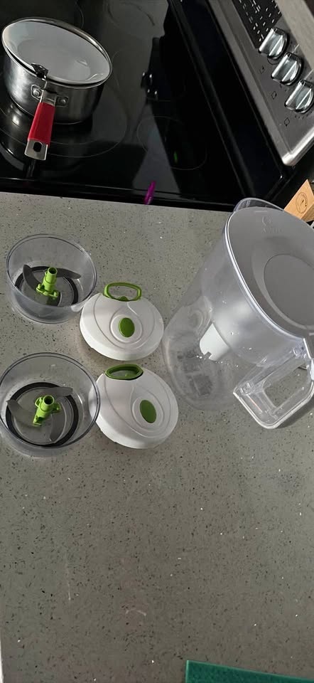 Brita purifier and two vegetable choppers