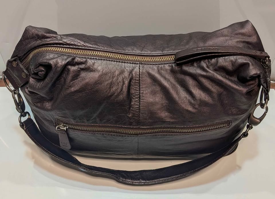 Danier Plum colored Lambskin  Leather hobo bag - photo 3