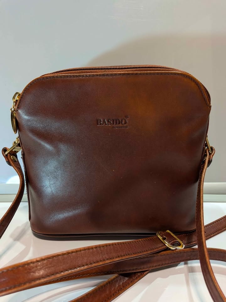 Vintage Basido Italian Leather Crossbody Bag - photo 2