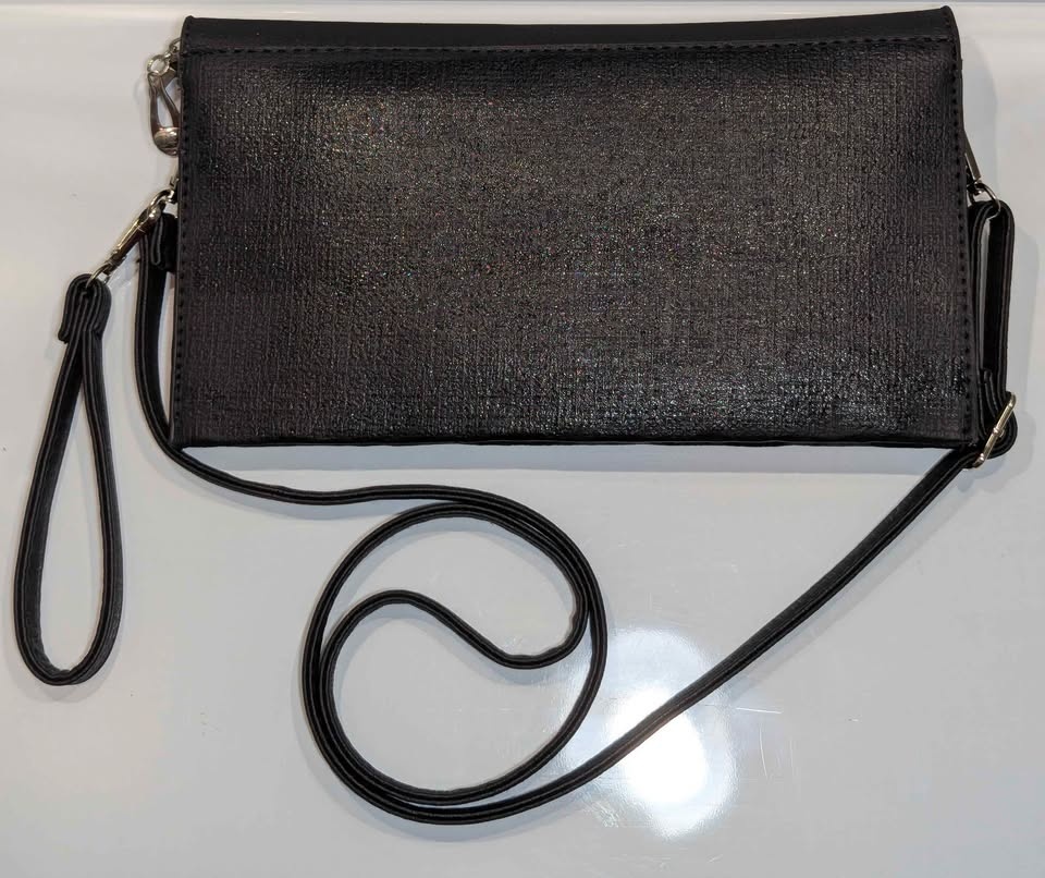 Crossbody/wristlet double t clasp - photo 2