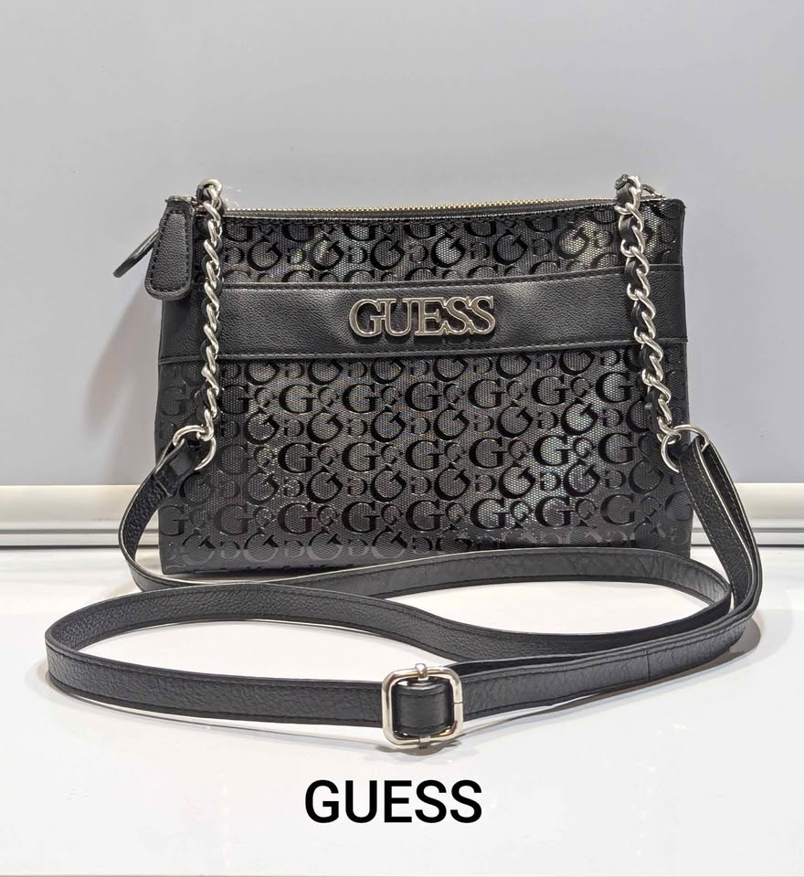 GUESS Crossbody purse