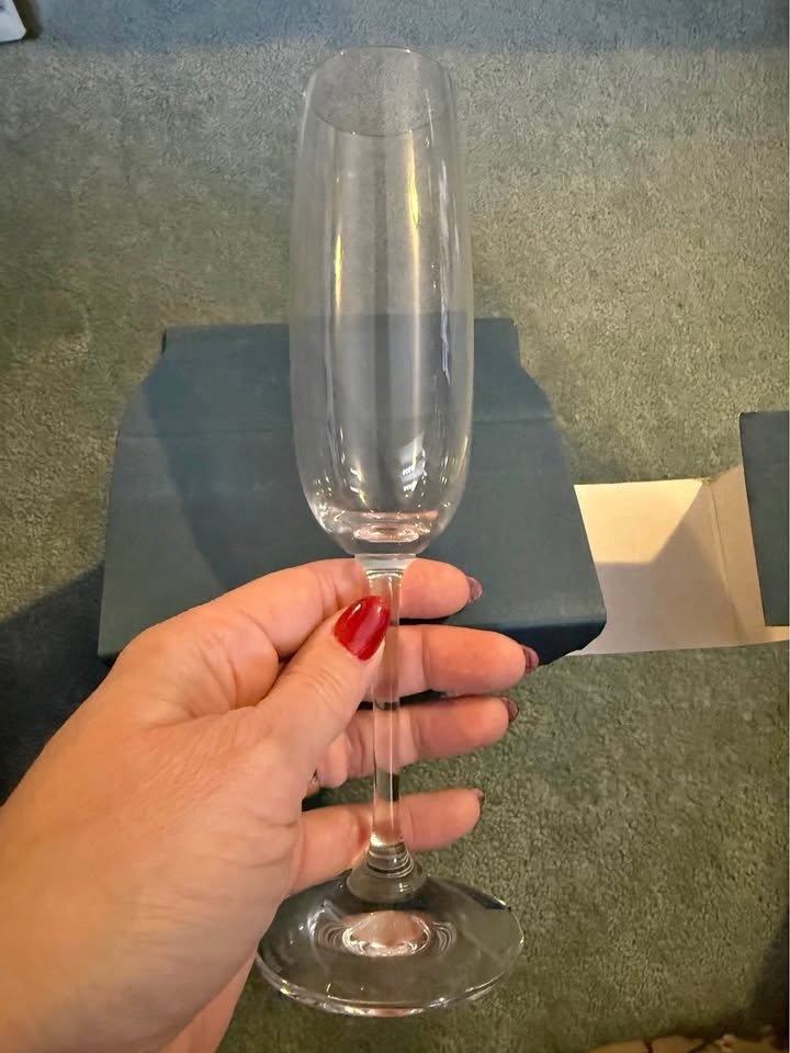 Marquis by Waterford Vintage champagne flutes.