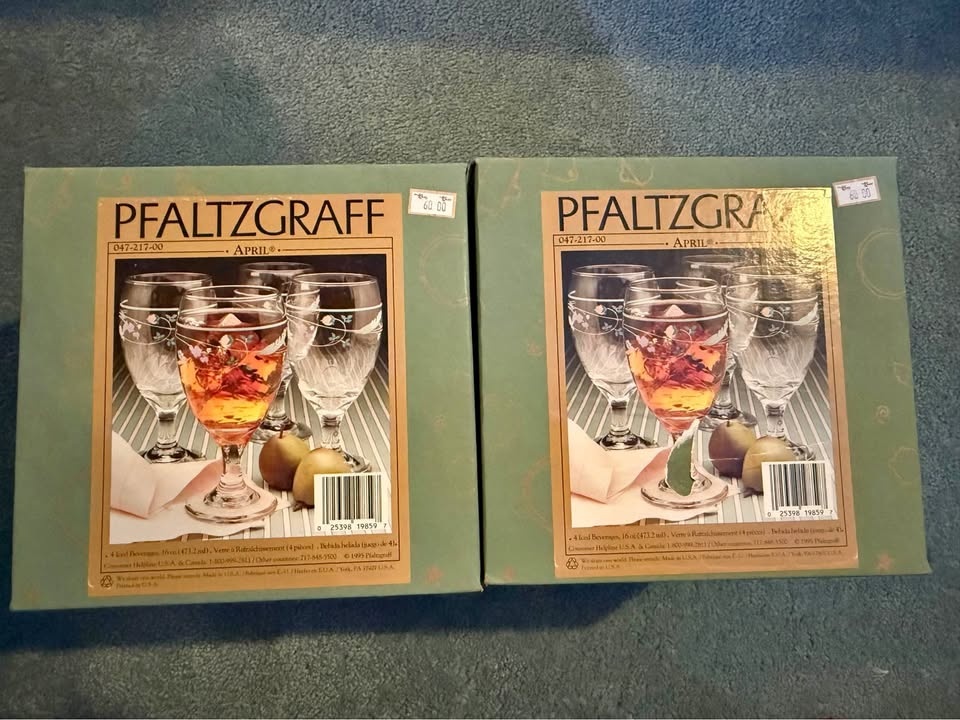 Pfaltzgraff Drinking Glasses Set of 8