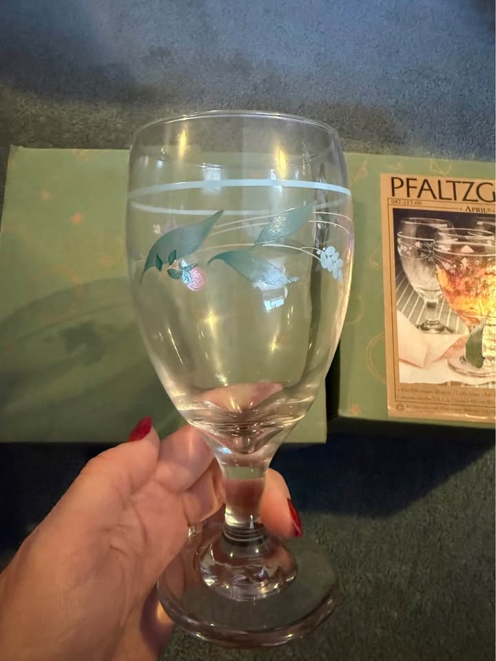 Pfaltzgraff Drinking Glasses Set of 8 - photo 2
