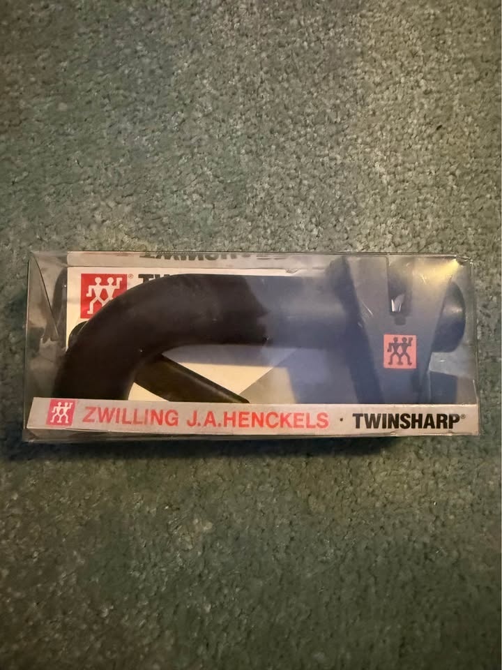 Zwilling J.A. Henckels Knife Sharpener - photo 3
