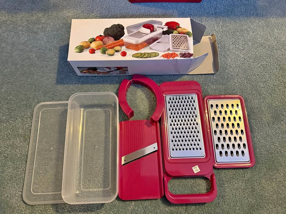 Vegetable Grater and Slicer Set