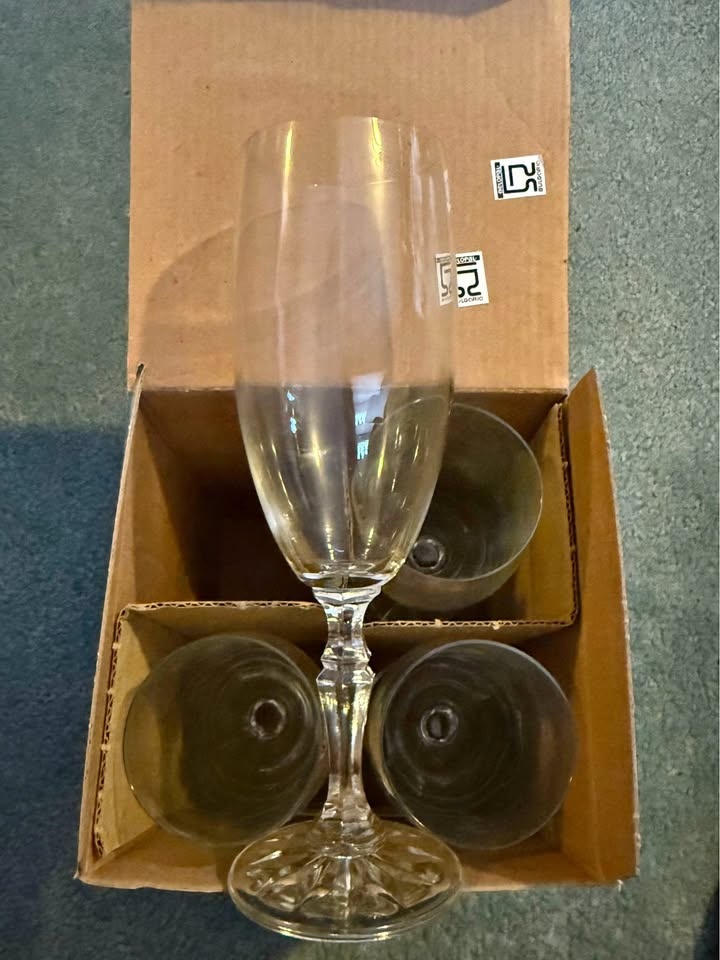 Champagne Flutes - set of four