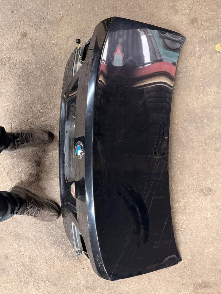 2011-2013 BMW E92 328/335 LCI Black Trunk - photo 2