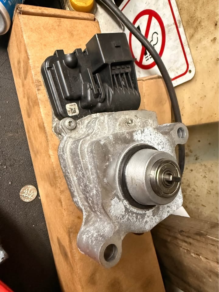 2011-2013 BMW 535XI TRANSFER CASE MODULE - photo 2