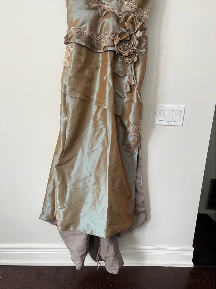 Custom made wedding guest dress - photo 4