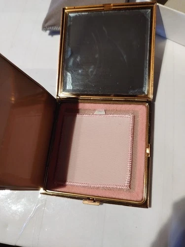 Vintage Amere 1940s Gold Mirror Compact - photo 5