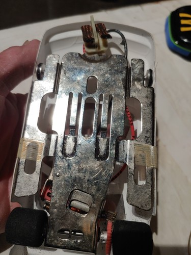 1/24 Scale Parma FLEXI 2 Slot Car #3 HAS CRACKS ON PLASTIC SHELL - photo 4