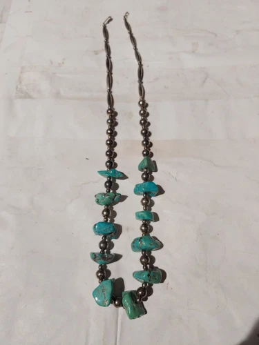 VINTAGE NAVAJO TURQUOISE STERLING SILVER NECKLACE 26"
