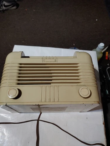 1940s Radiola 76ZX12 Mid Century Tube Radio - photo 2