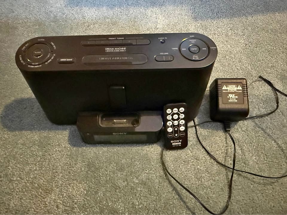 Sony Dream Machine Alarm Clock Radio