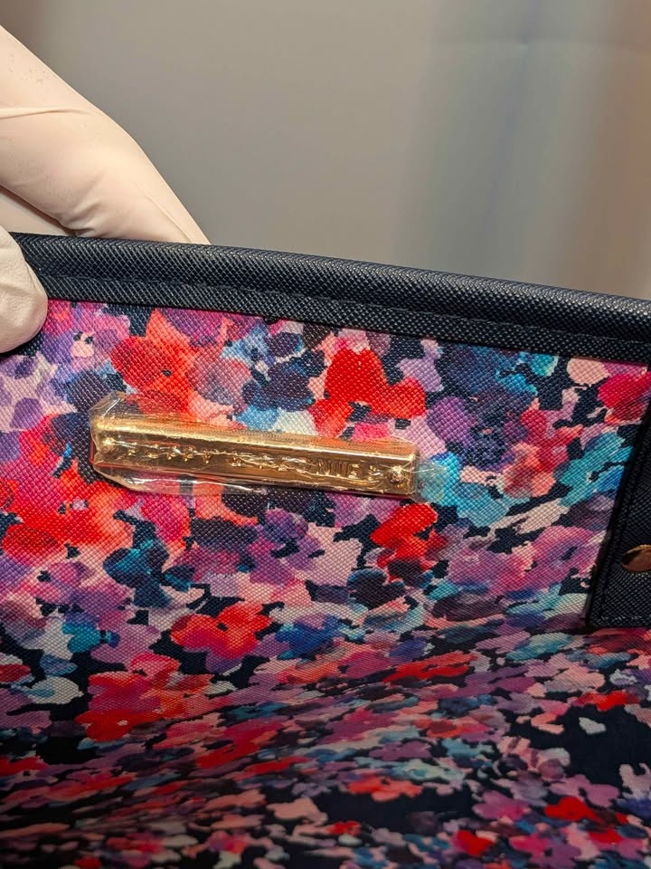 Poppy & Peonies Navy Saffiano vegan leather Tote - photo 5