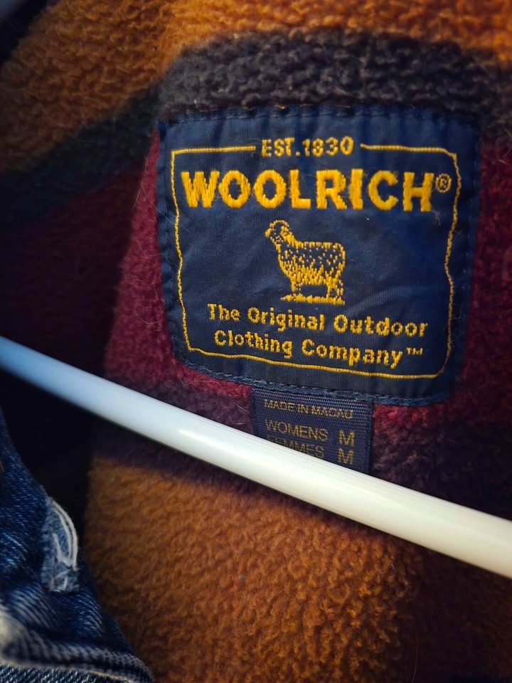 Woolrich chore coat medium (PENDING) - photo 2