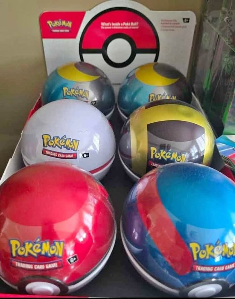 Pokémon D24 Tin Display