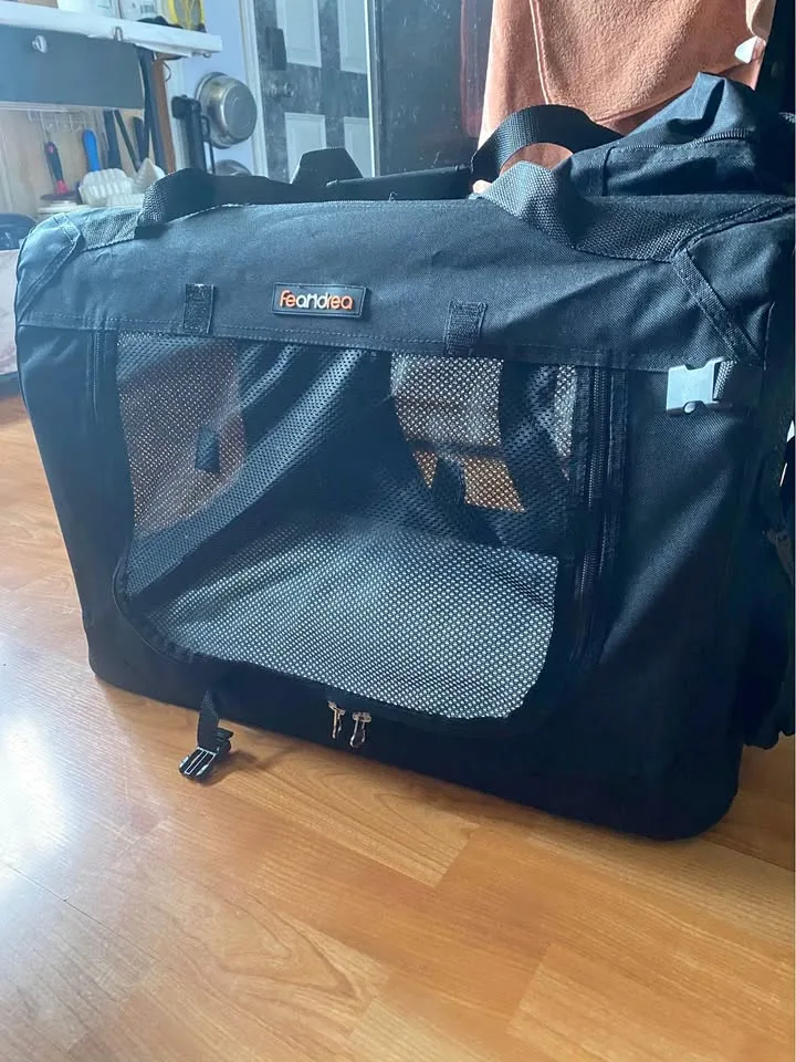 Collapsible, Portable Soft Pet Carrier thumbnail