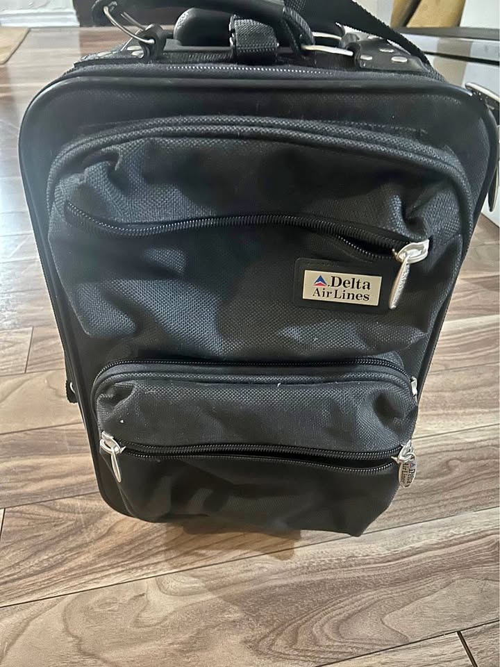 Delta Airlines Worldline Brand Carry On Luggage