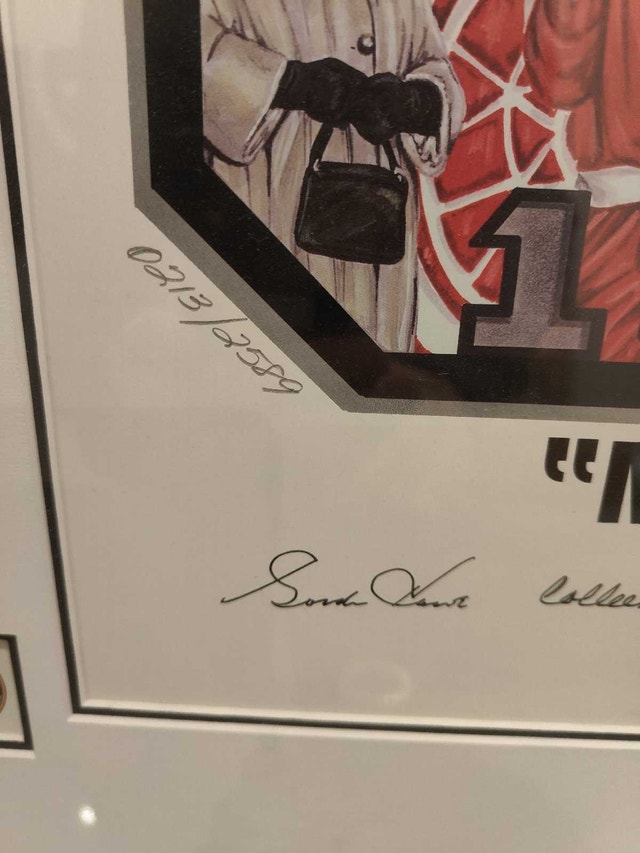 Gordie Howe poster - photo 2