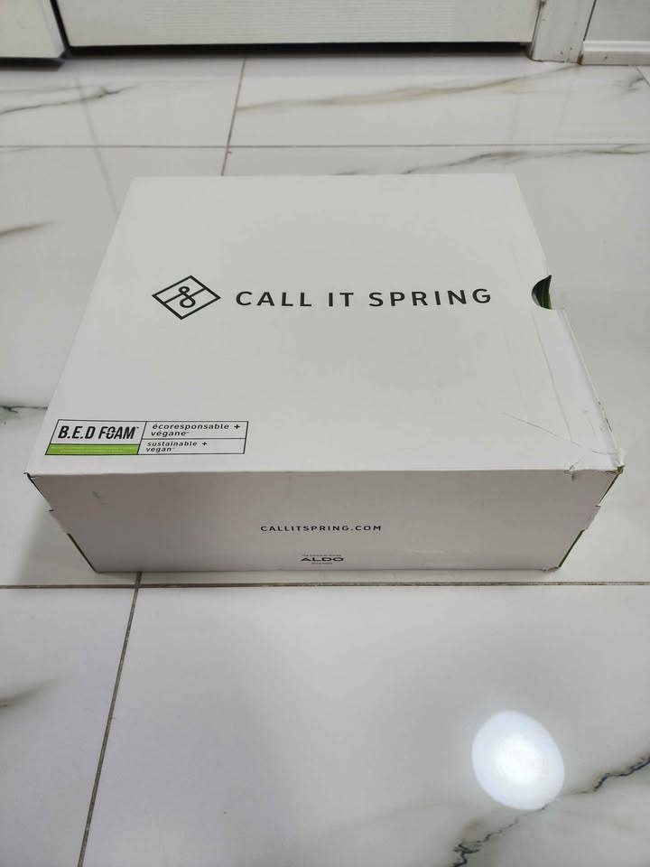 Call it Spring - Elysa - photo 5