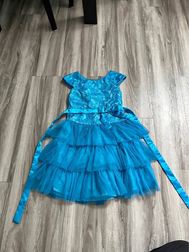 Size 8 dress