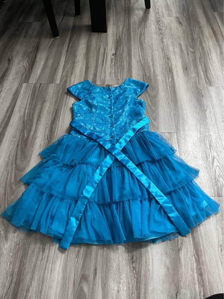Size 8 dress - photo 2