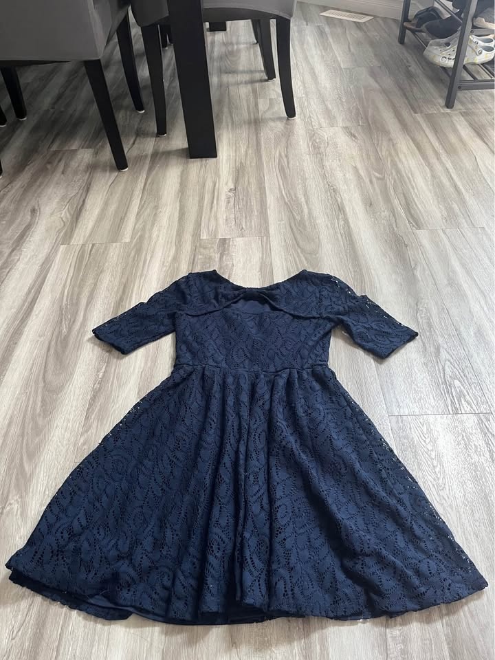 Girls dress - photo 2