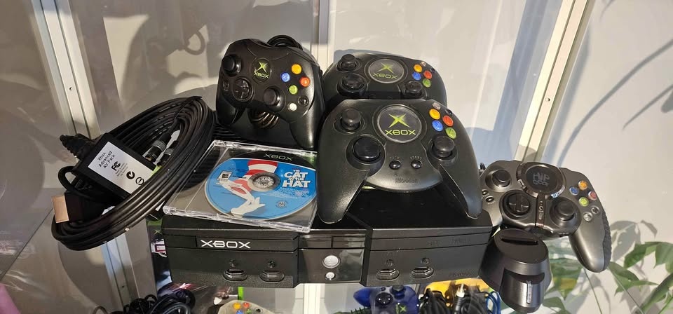 Original Xbox Tested & Working, 4 Controllers