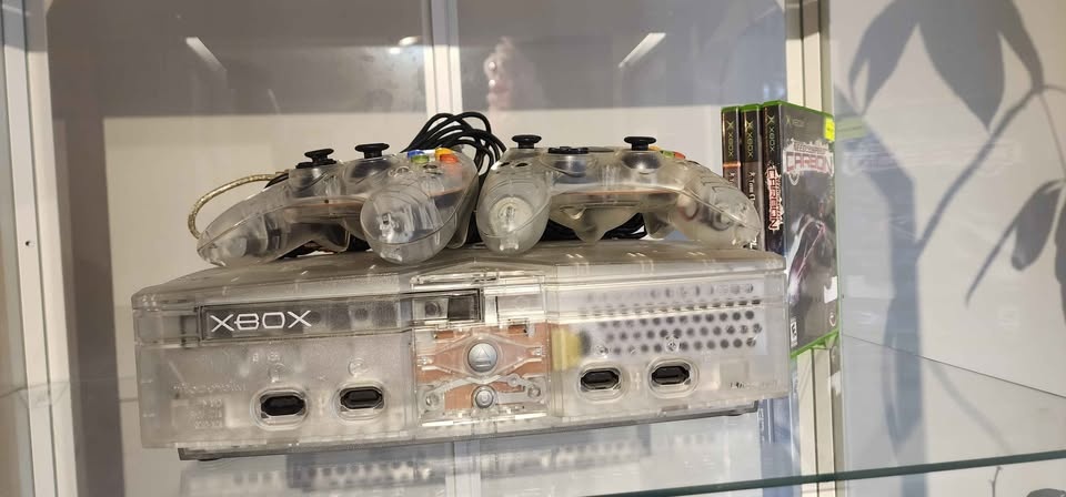Crystal Original Xbox Tested & Working, 2 Crystal Controllers & - photo 2