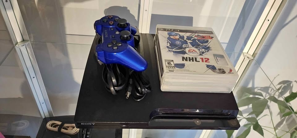 PlayStation 3 Slim Tested & Working, Controller & Games