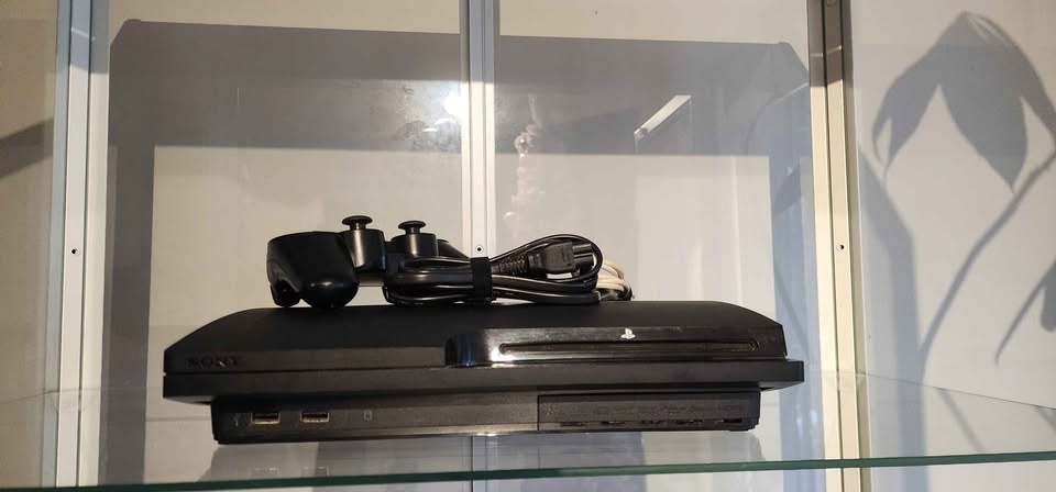 PlayStation 3 Slim Tested & Working, Controller, Cables - photo 2