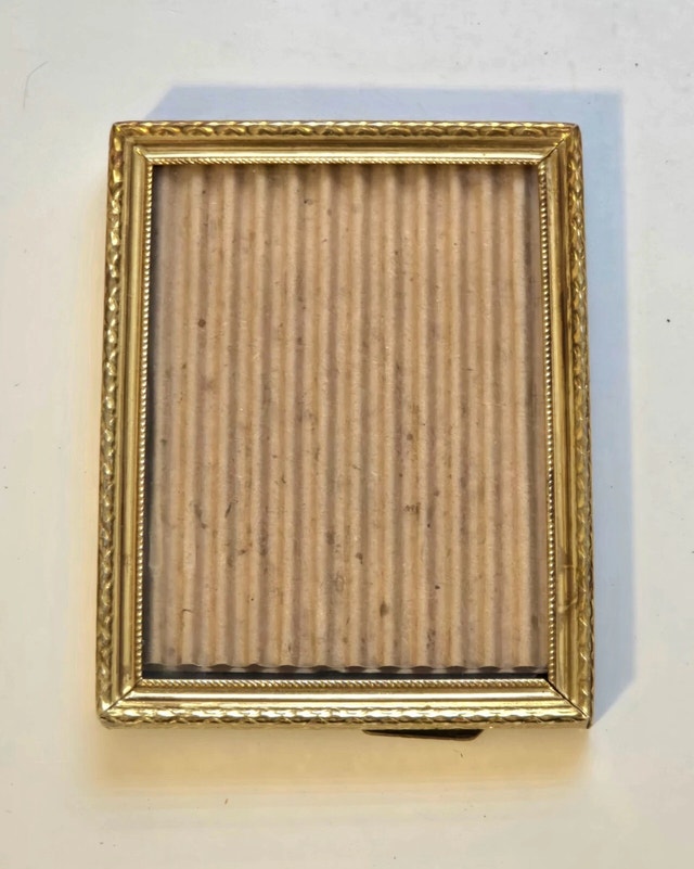 Vintage Metal 4" X 3" Picture Frame Gold Hollywood