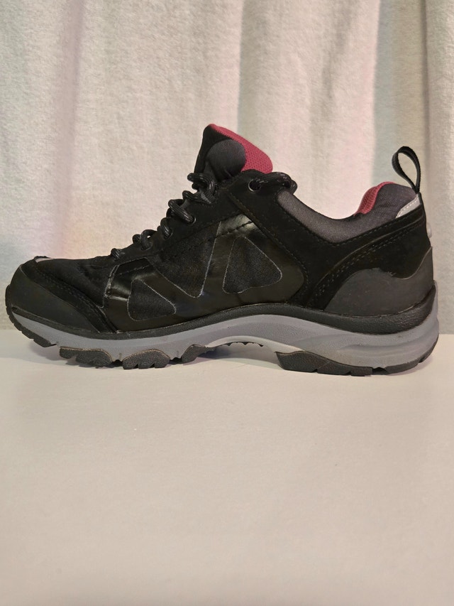 Windriver Tarantula Low-Cut Womans Hiking Shoe - photo 3