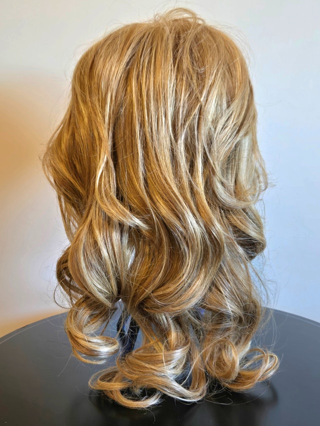 Raquel Welch Wig - Always - Honey Ginger - photo 4