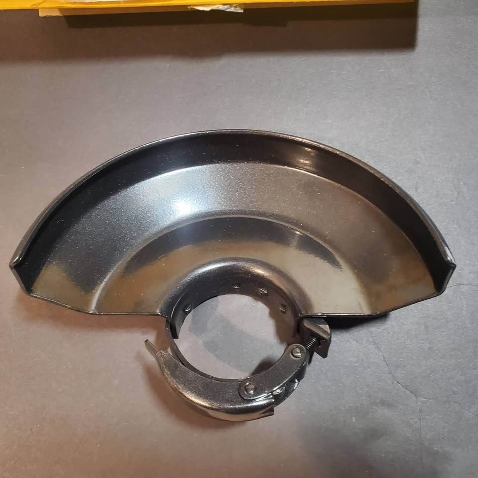 NEW DeWalt Grinding Wheel Guard D284937 - photo 3