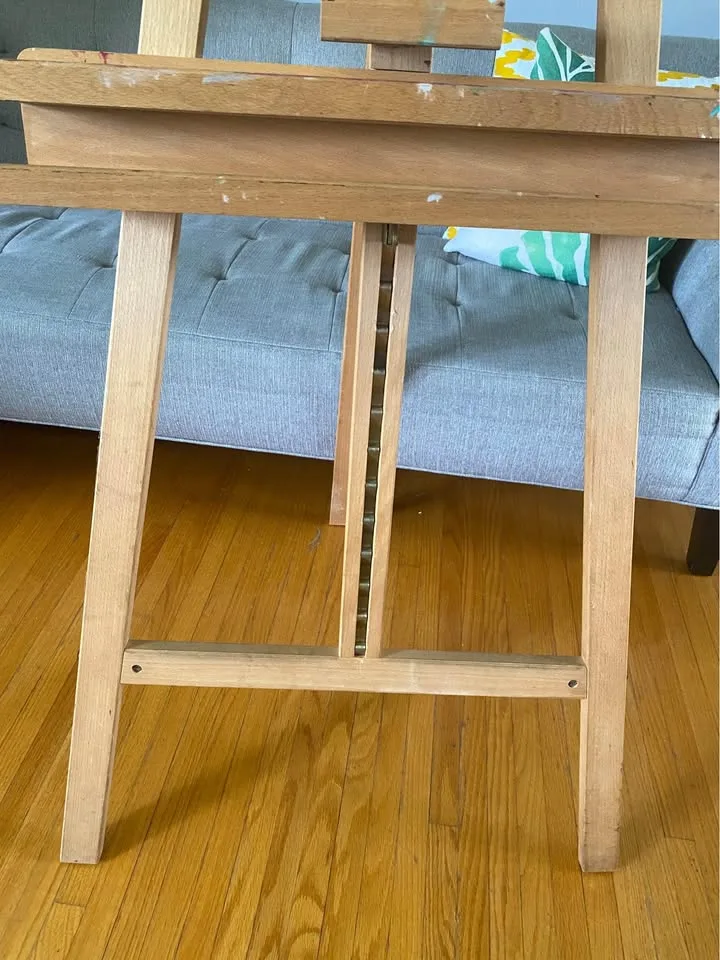Lyre Easel with Ratchet made with Beechwood image indicator(2)