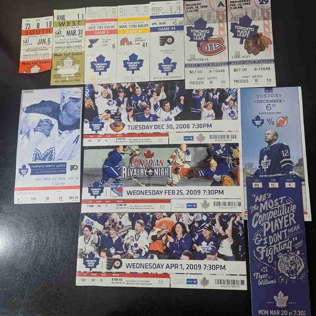 TORONTO MAPLE LEAFS MEMORABILIA
