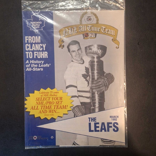 TORONTO MAPLE LEAFS MEMORABILIA - photo 2